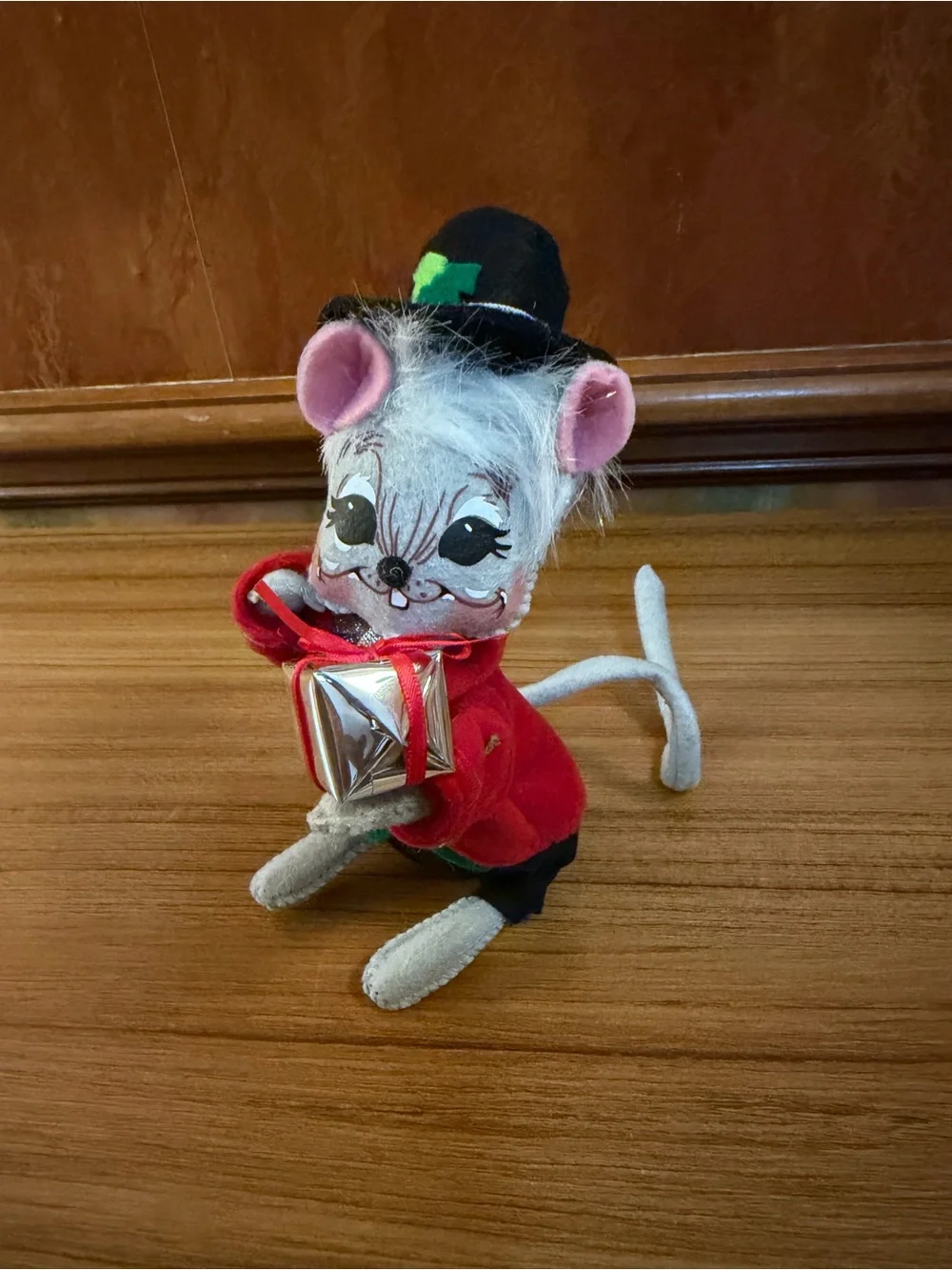 Vintage Annalee Mobilitee Christmas Mouse Doll 7